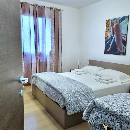Valevalehome - Home Gallery With Fully Equipped Kitchen, Reserved Parking, Big Garden Ольбия Экстерьер фото