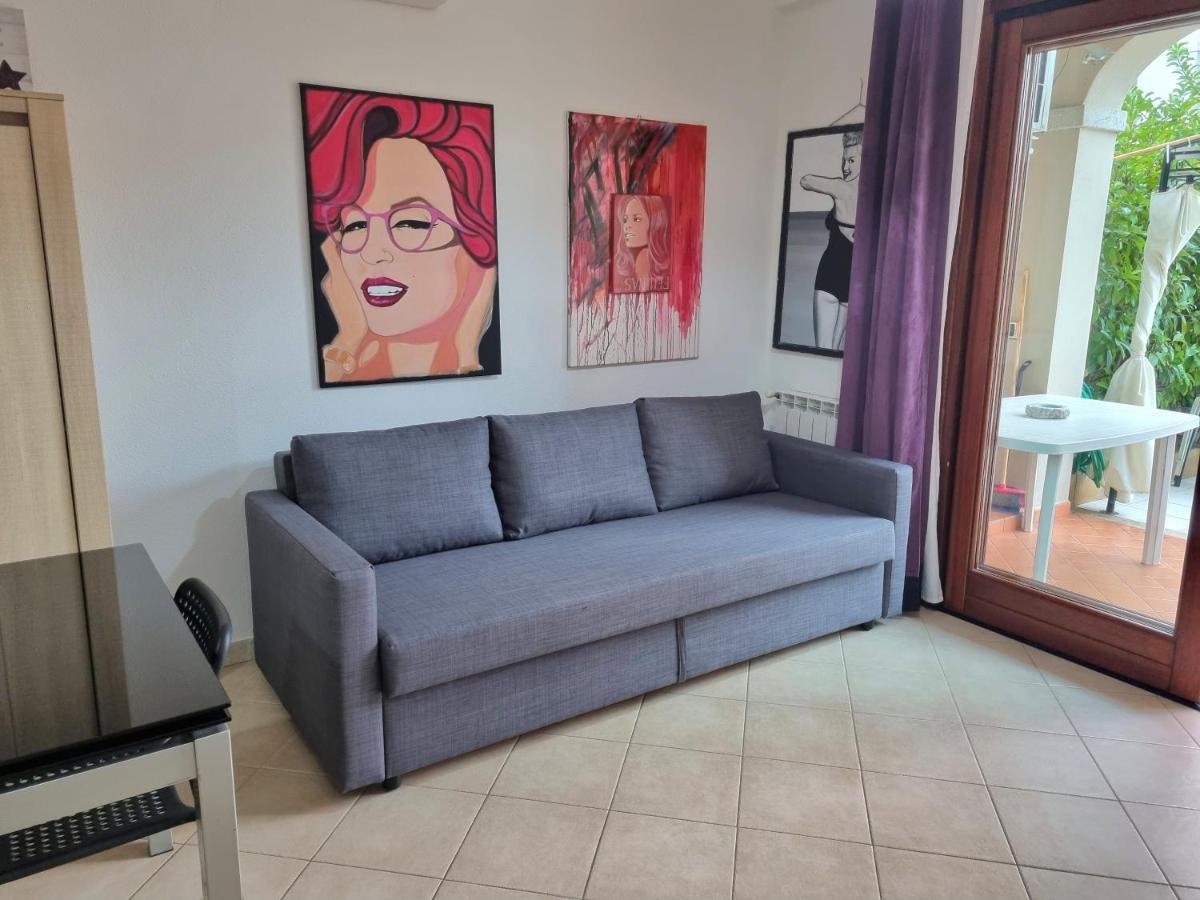 Valevalehome - Home Gallery With Fully Equipped Kitchen, Reserved Parking, Big Garden Ольбия Экстерьер фото