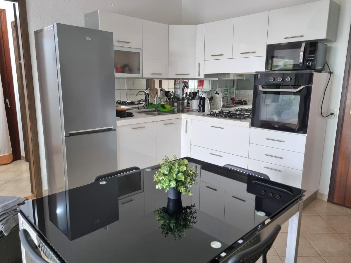 Valevalehome - Home Gallery With Fully Equipped Kitchen, Reserved Parking, Big Garden Ольбия Экстерьер фото