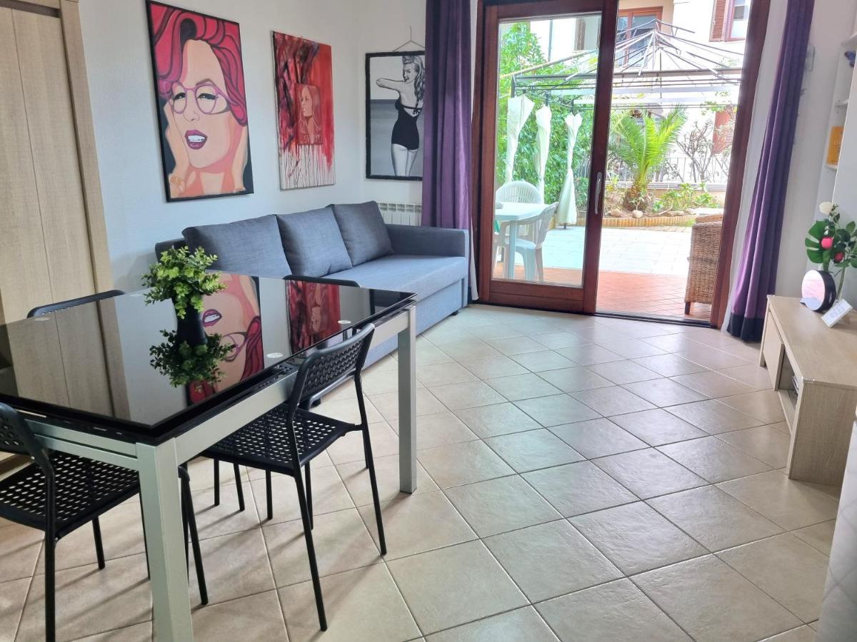 Valevalehome - Home Gallery With Fully Equipped Kitchen, Reserved Parking, Big Garden Ольбия Экстерьер фото