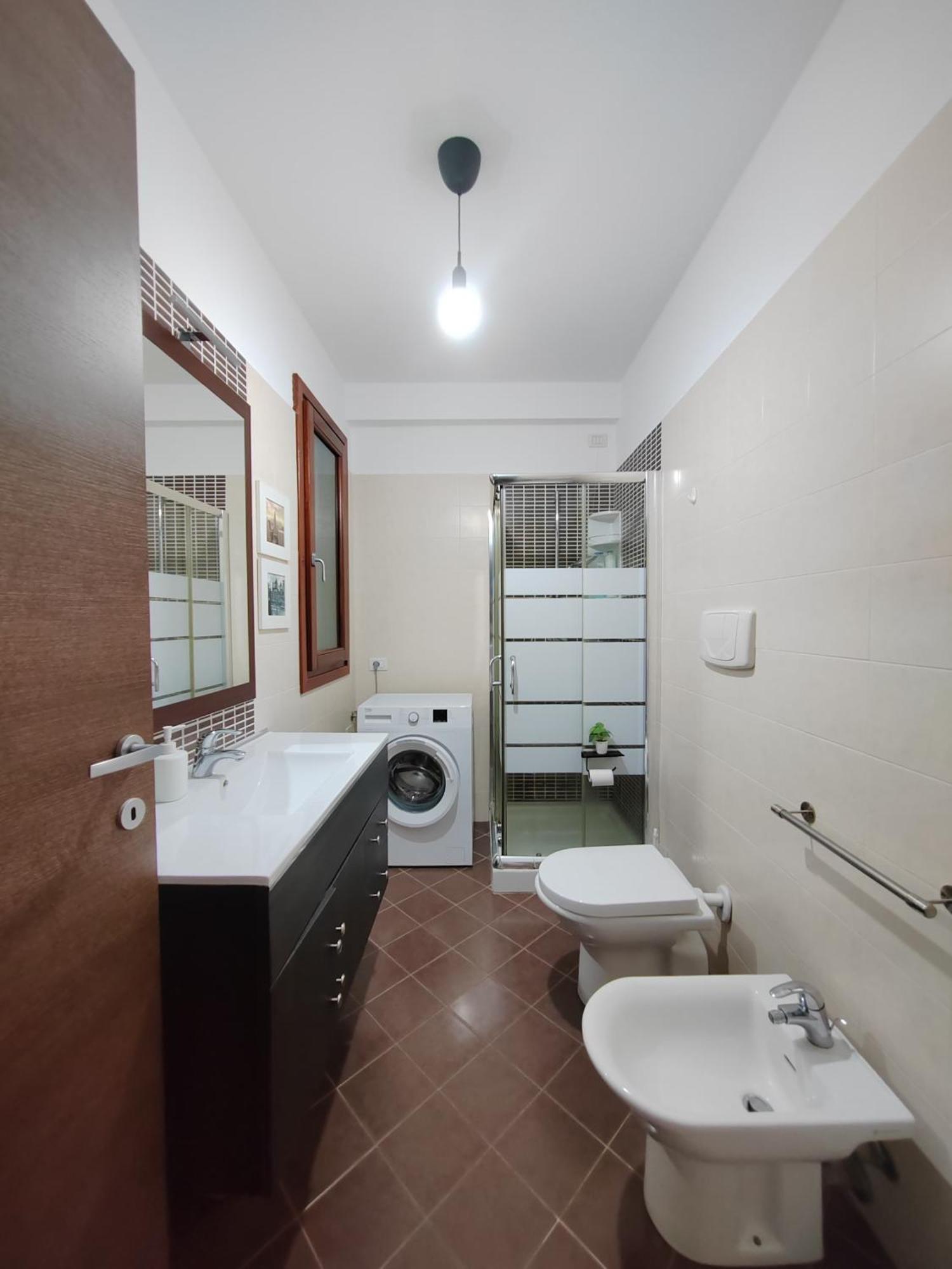 Valevalehome - Home Gallery With Fully Equipped Kitchen, Reserved Parking, Big Garden Ольбия Экстерьер фото