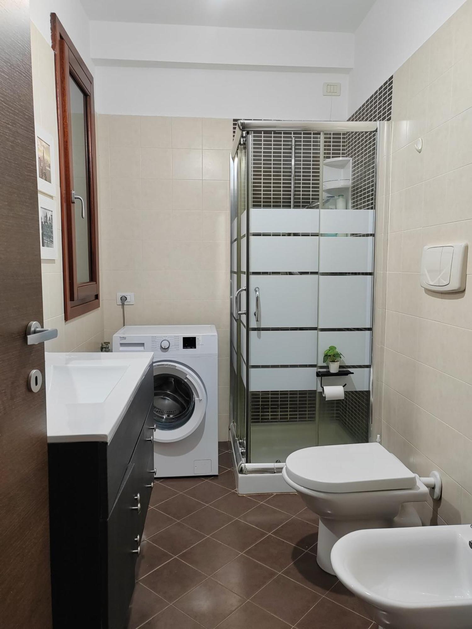 Valevalehome - Home Gallery With Fully Equipped Kitchen, Reserved Parking, Big Garden Ольбия Экстерьер фото