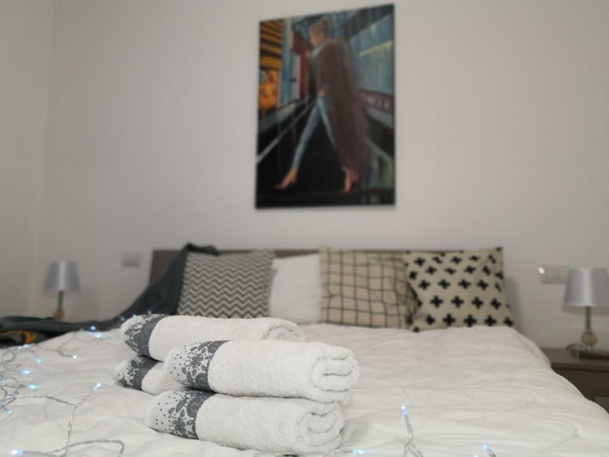Valevalehome - Home Gallery With Fully Equipped Kitchen, Reserved Parking, Big Garden Ольбия Экстерьер фото